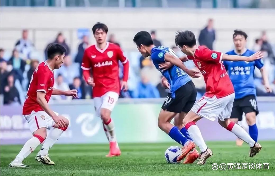 开云体育app中国-赛前体能课后，广州队战术微调备战意甲，信心回归，年轻球员得到机会的简单介绍-开云体育app中国