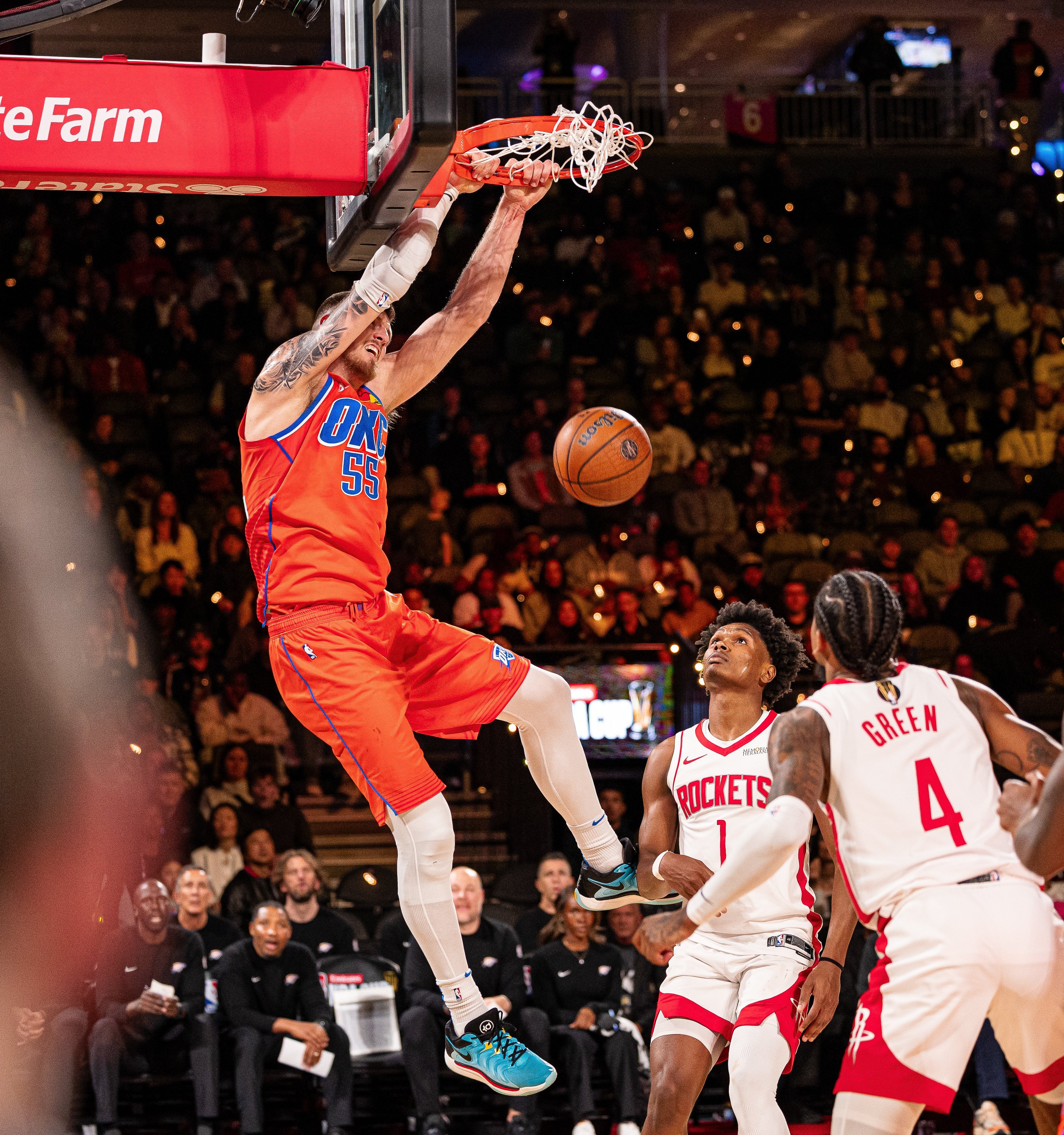 今晨俄克拉荷马雷霆备战NBA季后赛,完成体检细节曝光,目标明确,球队文化再被提及的简单介绍 今晨俄克拉荷马雷霆备战NBA季后赛,完成体检细节曝光,目标明确,球队文化再被提及的简单介绍